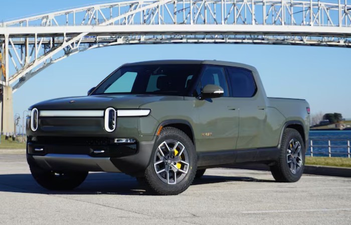 Rivian R1S/R1T